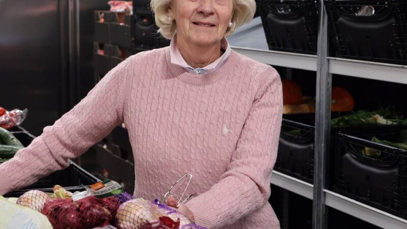 Rekord-Mitarbeiterin der Tafel Mönchengladbach: „Man kann nicht immer nur nehmen, man muss auch geben“