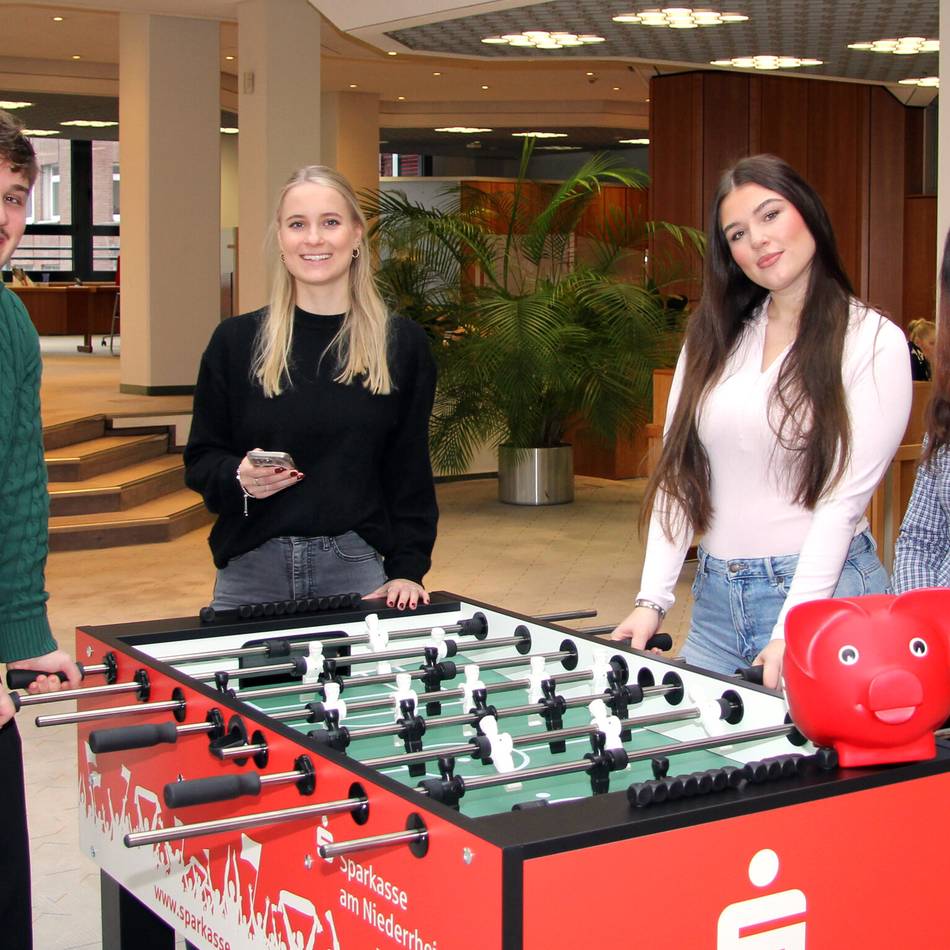 Videowettbewerb für Abschlussklassen: „Knete für die Fete“ jetzt auch auf Instagram