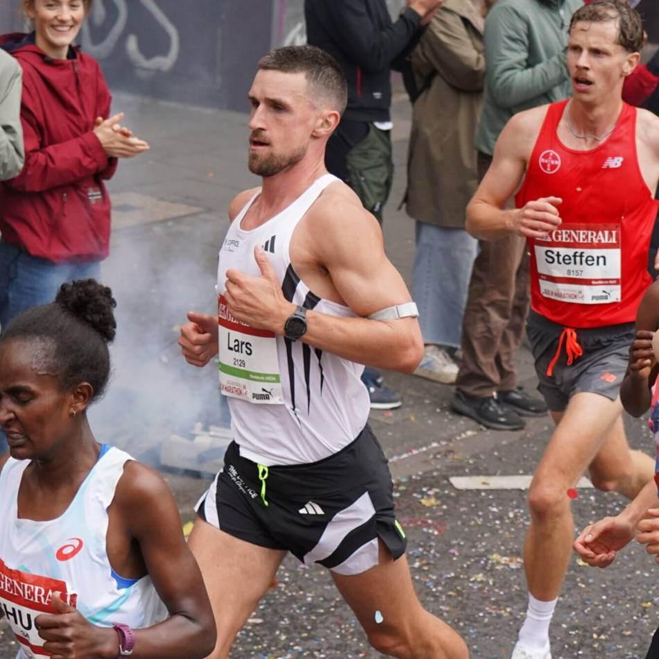 Kölner Lehrer auf Rekordkurs: „Weezer Jung“ läuft nach vorn – Lars Derksen und seine Marathon-Reise