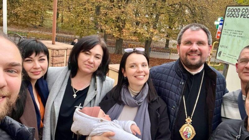 APH aus Kevelaer will helfen: Russische Bomben während des Gottesdienstes – das schwere Leben der Kirche in der Ukraine