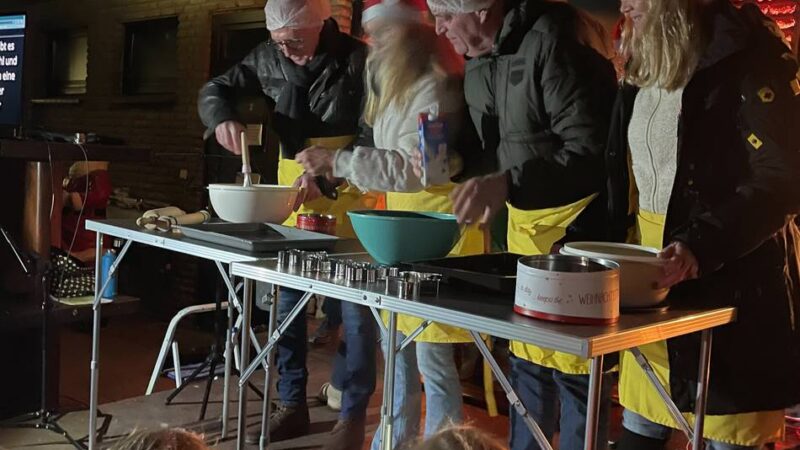 Adventssingen auf dem Sportplatz Veen: Stimmgewaltige Premiere