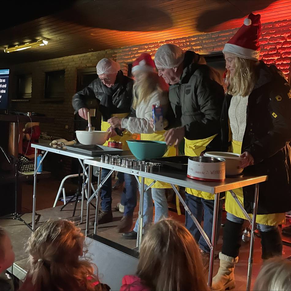 Adventssingen auf dem Sportplatz Veen: Stimmgewaltige Premiere