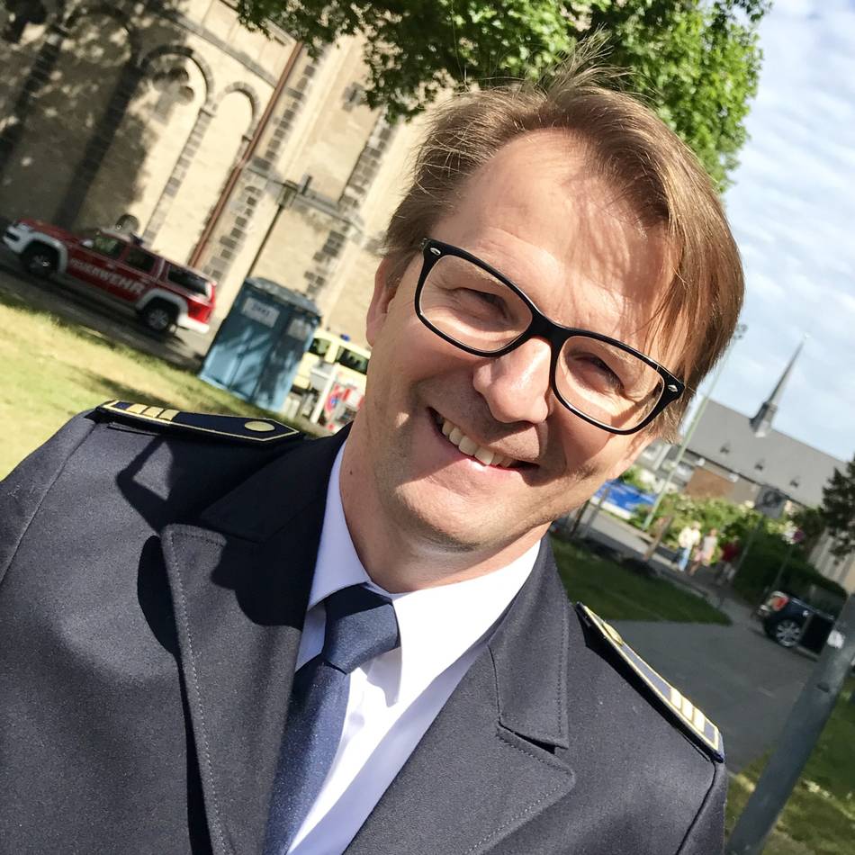 Wechsel an der Spitze der Feuerwehr Neuss: „Ein Pilotprojekt. Das macht den Reiz aus“