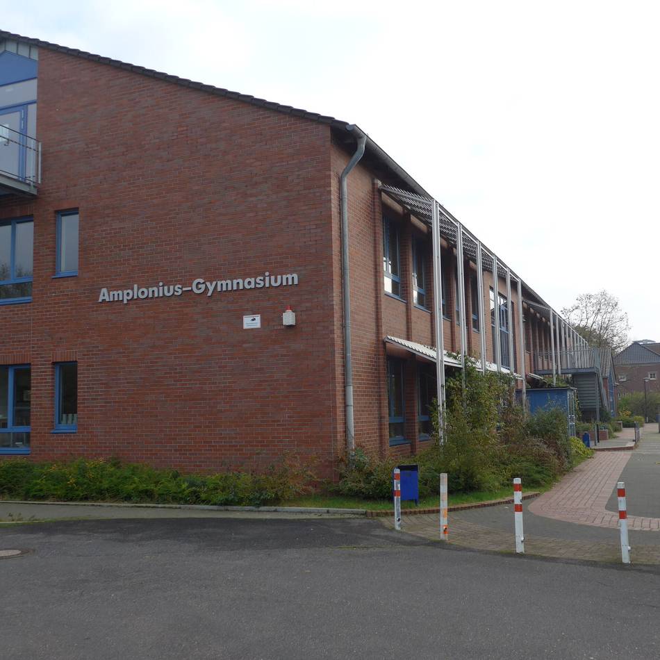 Alarmruf aus Rheinbergs Schulen: Schulen rufen nach Sozialarbeit