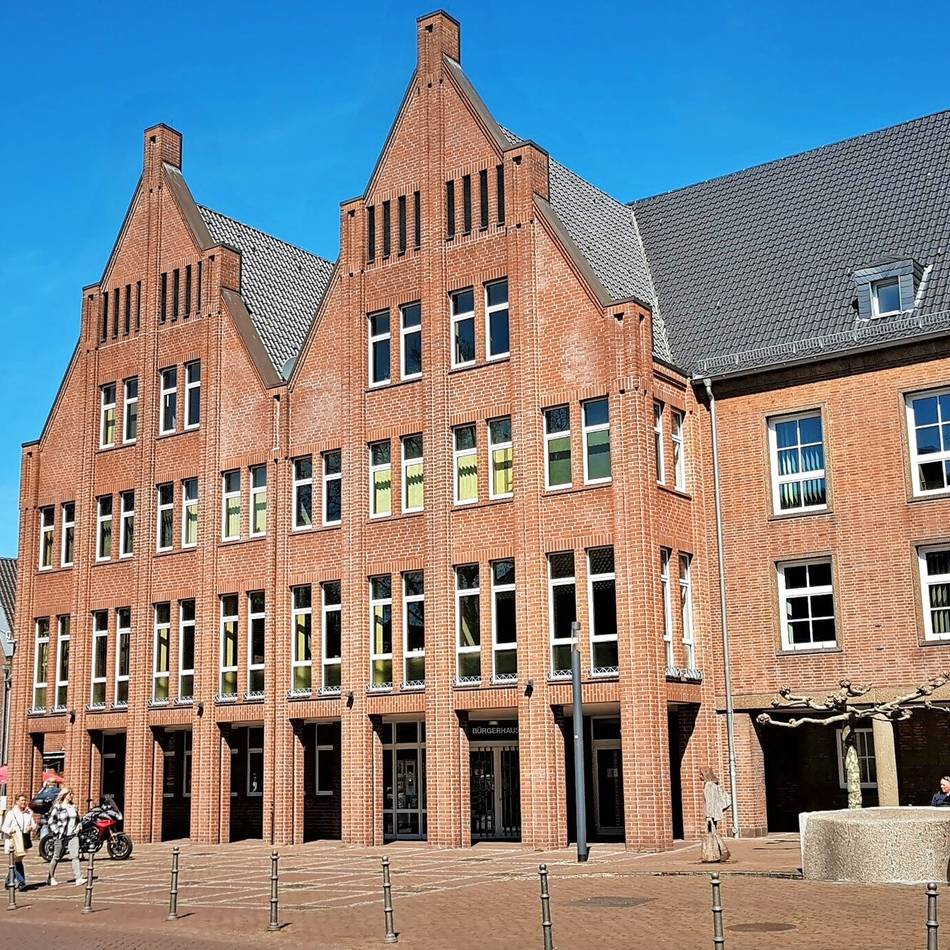 Drastische Anhebung der Hebesätze in Rees: SPD und Grüne lehnen Rathaus-Pläne ab