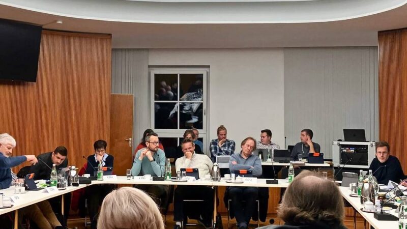 Geplante Steuererhöhungen in Rees: Der „Steuerhammer“ bleibt wohl vorerst aus
