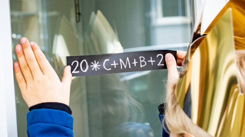 In den kommenden Tagen wird gesammelt: Die Rheinberger Sternsinger sind startklar