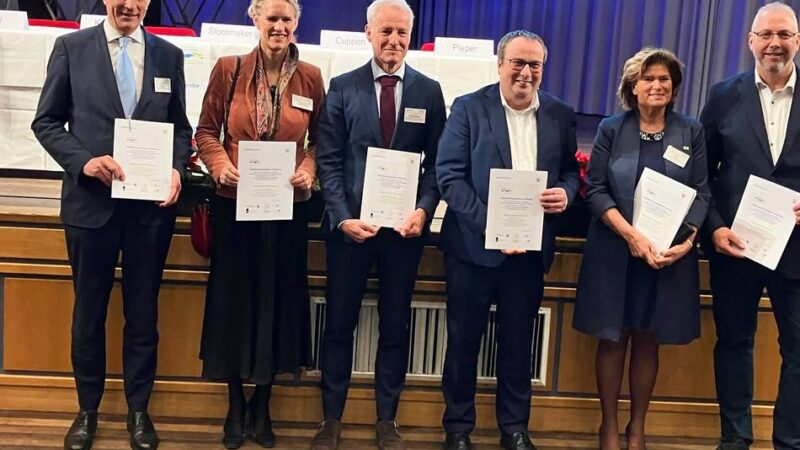 Internationale Hochwasserkonferenz in Rees: Abkommen für den Hochwasserschutz