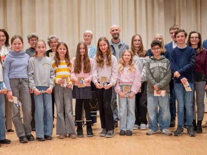 Strahlende Gewinner: Stadt verleiht Heimat- und Förderpreise