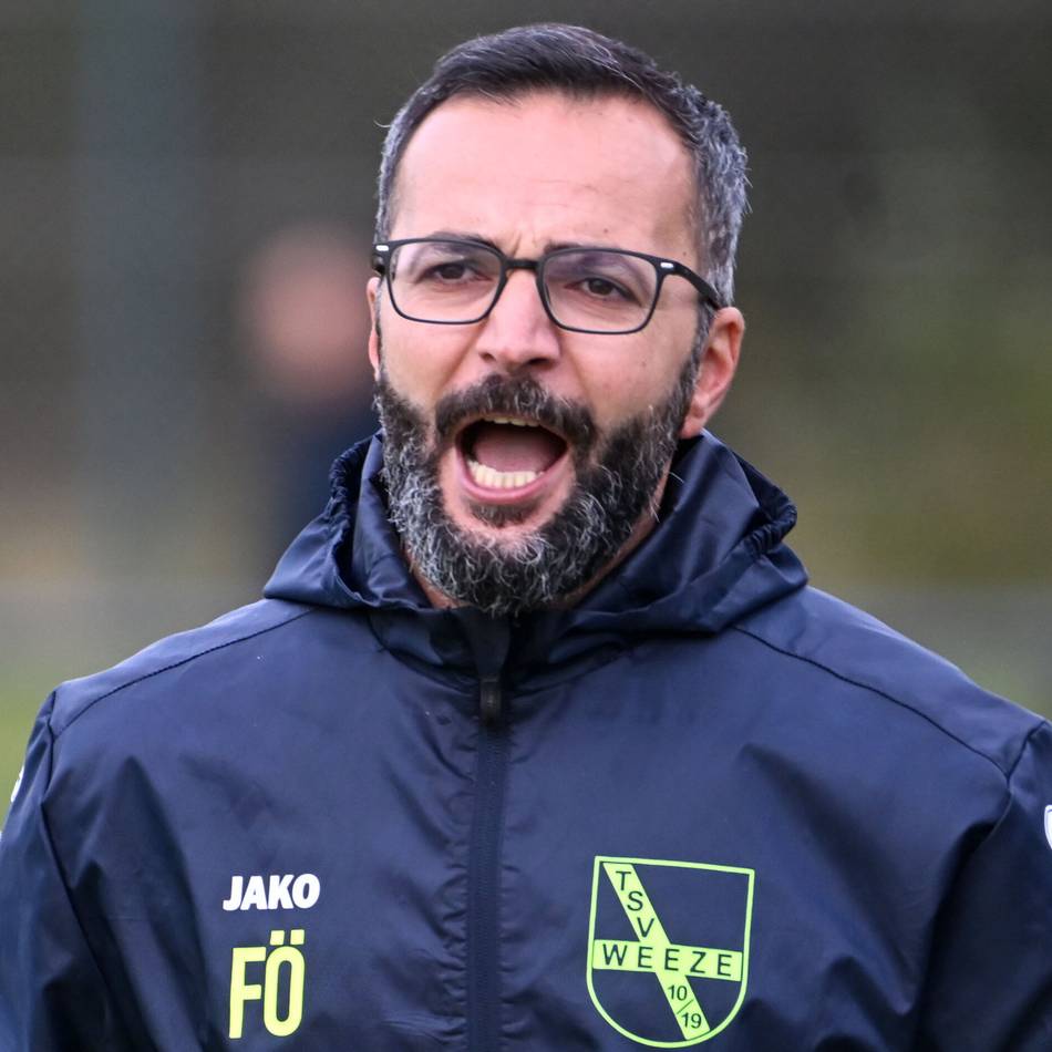 Paukenschlag beim Bezirksligisten: TSV Weeze muss sich einen neuen Trainer suchen