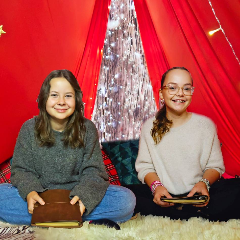 Kinder lesen winterliche Geschichten: Studienkreis Geldern startet „Leselust 2025“ und verlost Gutscheine