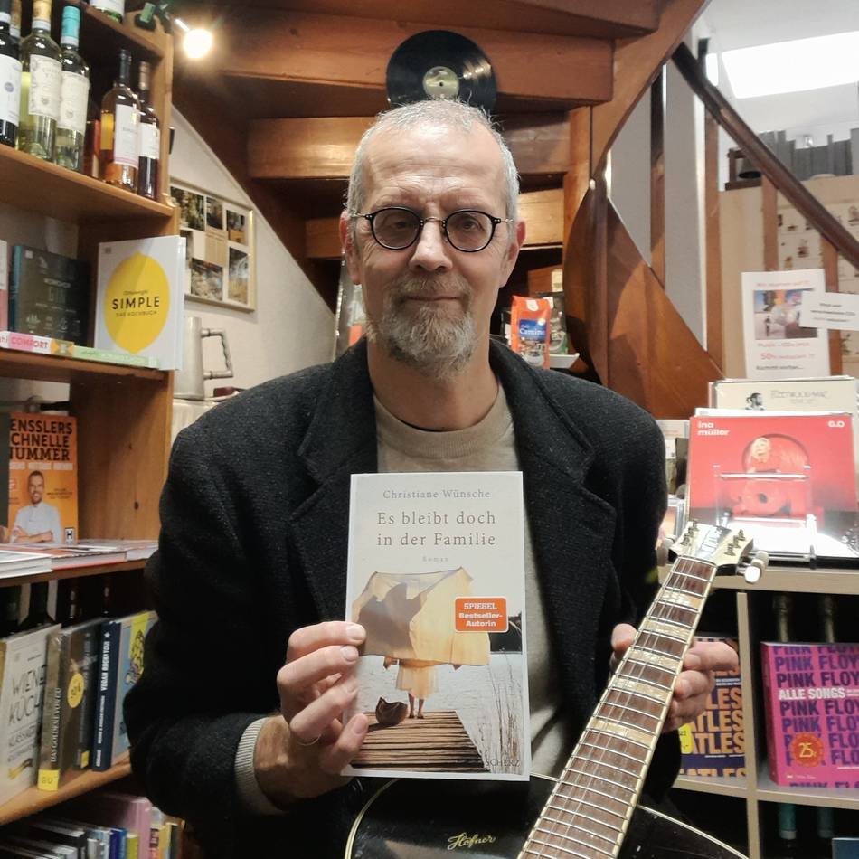 Kultur in Geldern: Bücherkoffer Derrix präsentiert Jahresprogramm