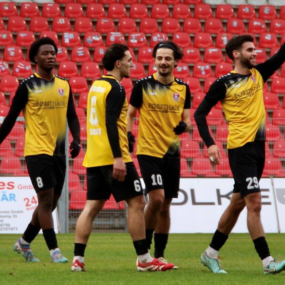 2:1 gegen Meerbusch: Plötzlich effizient – „Ausgerechnet“-Moment trägt zu knappem KFC-Erfolg bei