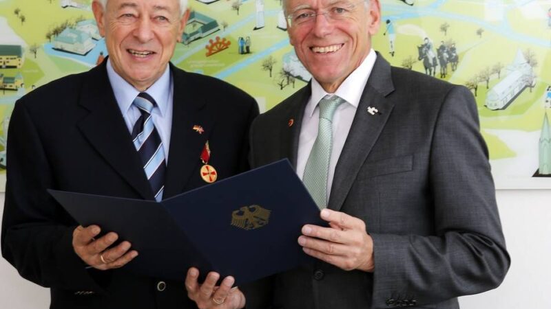 Kaarster Nepalhilfe wird 25 Jahre alt: „Die Taxen sind keine Schrottkisten aus Indien mehr“