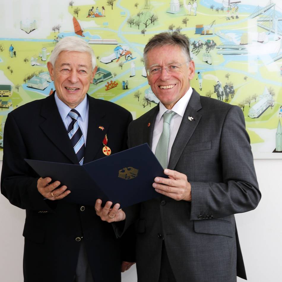 Kaarster Nepalhilfe wird 25 Jahre alt: „Die Taxen sind keine Schrottkisten aus Indien mehr“