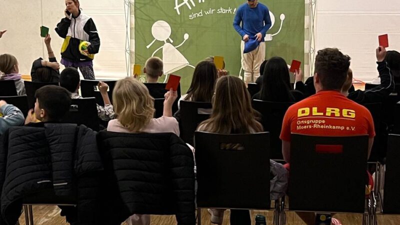 Prävention in Moers: Wie die DLRG Kinder gegen sexualisierte Gewalt stärkt