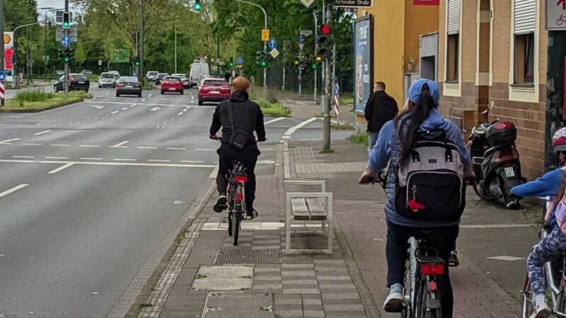 Problemstellen in Düsseldorf: „Es gibt kaum einen Punkt, an dem Radfahrer sich sicher fühlen können“
