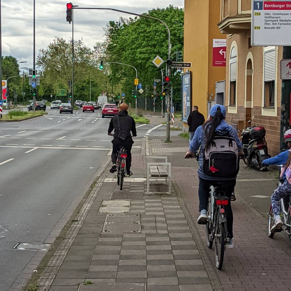 Problemstellen in Düsseldorf: „Es gibt kaum einen Punkt, an dem Radfahrer sich sicher fühlen können“