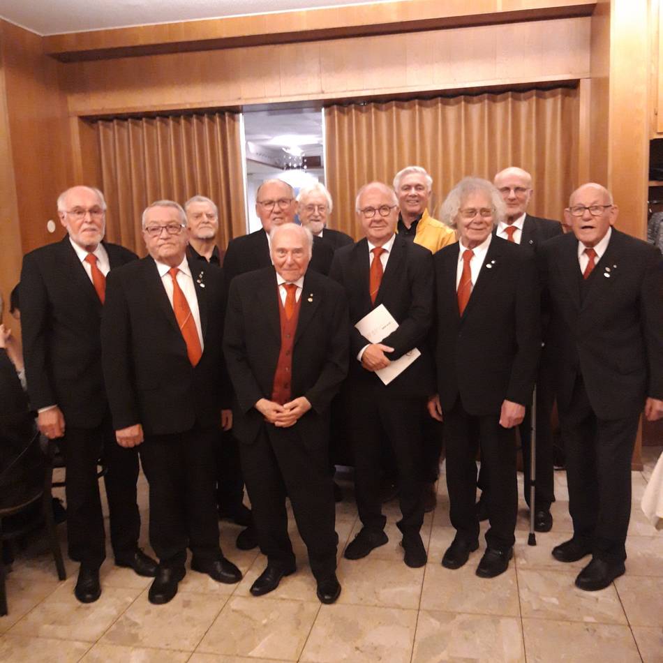 Weihnachtsfeier in Kevelaer: Ehrungen und Gesang beim Männergesangsverein