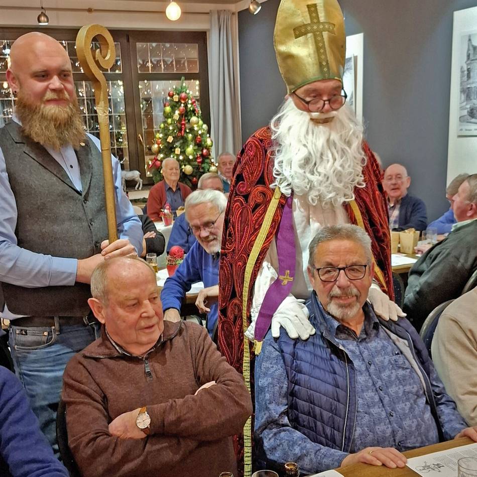 Seniorenabend der St.-Sebastianus-Bruderschaft Schiefbahn: Ältere Schützen in der Gemeinschaft halten