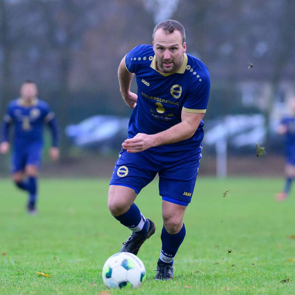 Top-Torjäger von Viktoria Alpen: Warum Nils Speicher auch hinter Gittern Tore schießt