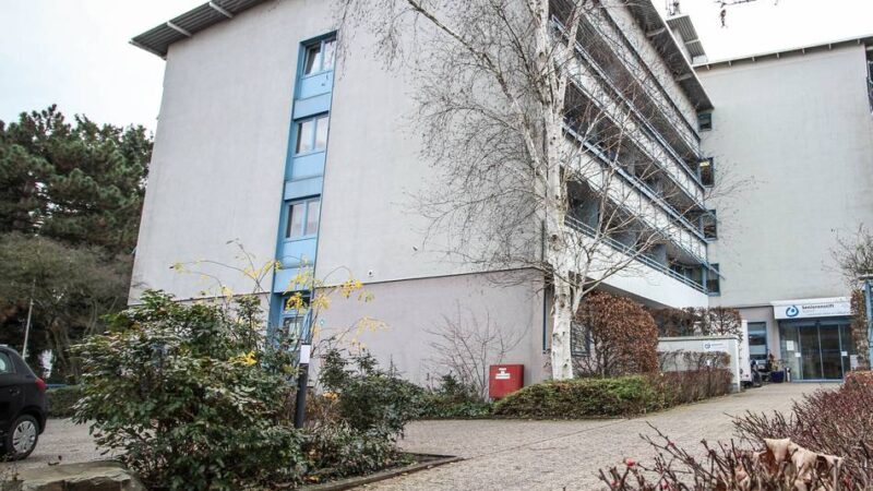 Altenheim in Grevenbroich: Politik überrascht von Schließung des Seniorenstifts in Gustorf
