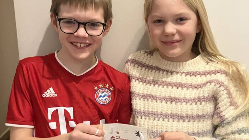 Von Kevelaer nach Essen zur Spendenübergabe: Johanna und Moritz nähen für das WDR2-Weihnachtswunder