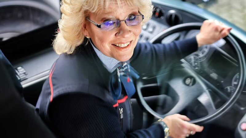 Busfahrerin in Mettmann: „Wer sich gesehen fühlt, verhält sich auch anders“