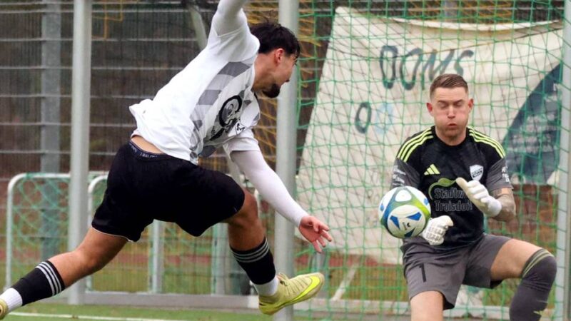 5:0-Heimsieg gegen Spich: SV Schlebusch setzt starkes Zeichen im Abstiegskampf