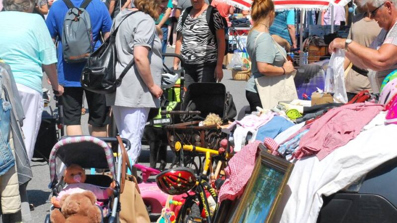 Alte Ladestraße und Schützenplatz in Hückeswagen: Termine für Trödelmärkte 2026