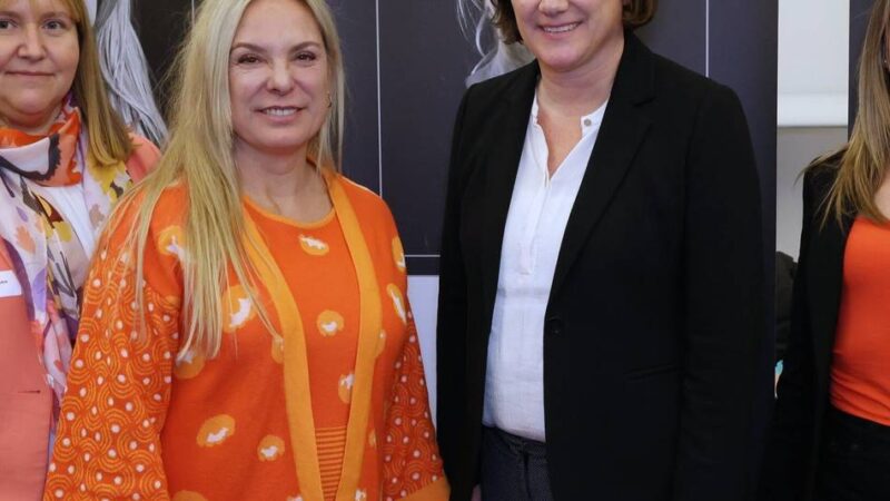 Veranstaltung zu Orange Days in Grevenbroich: Von Schatten zu Licht – Ein Abend, der Frauen Mut machte