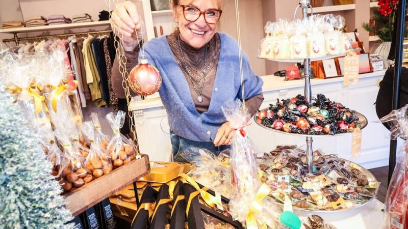 Fachgeschäft in Kaarst: Wie die „Schokoblüte“ der Preisexplosion bei Schokolade trotzt