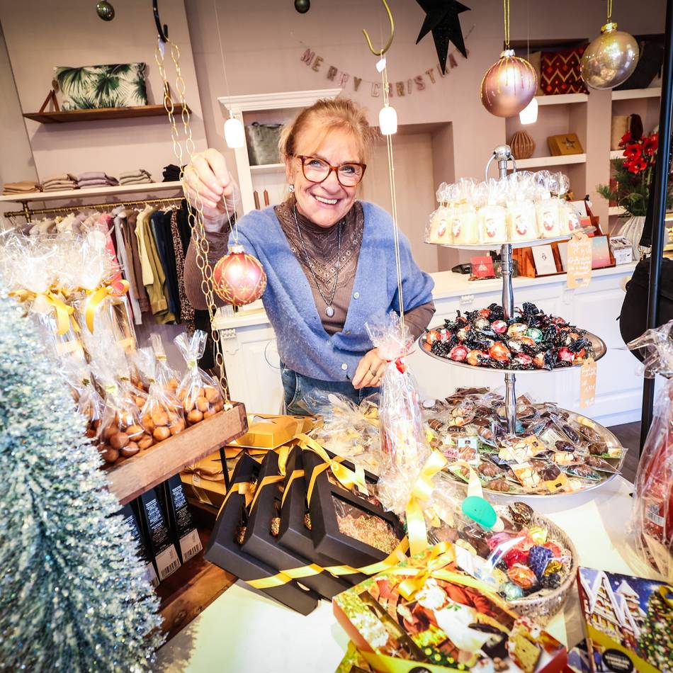 Fachgeschäft in Kaarst: Wie die „Schokoblüte“ der Preisexplosion bei Schokolade trotzt