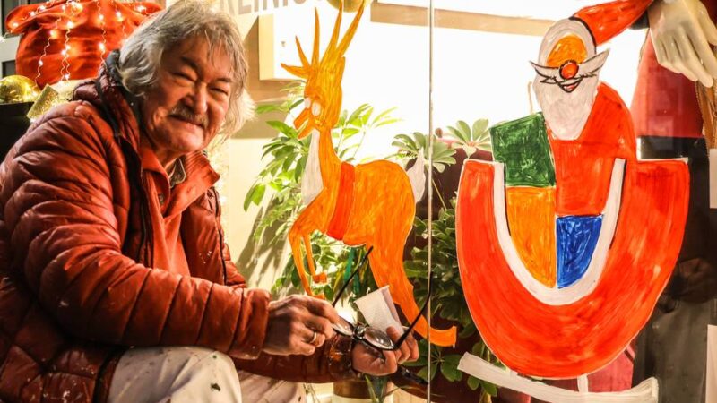 Vom Militär zur Kunst:  Dieser Neusser ist der Geheimtipp unter den Wandmalern