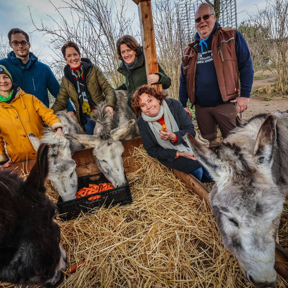 Landwirtschaftsministerin besucht Eselpark: Ein großes Lob für das Engagement der Norffs