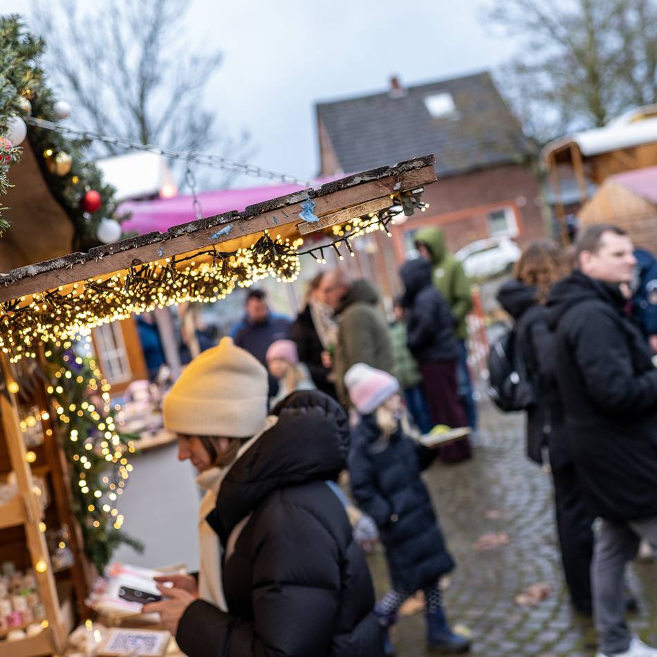Weihnachtsmarkt in Holzbüttgen: „Das ist ein sehr schöner Weihnachtsmarkt“