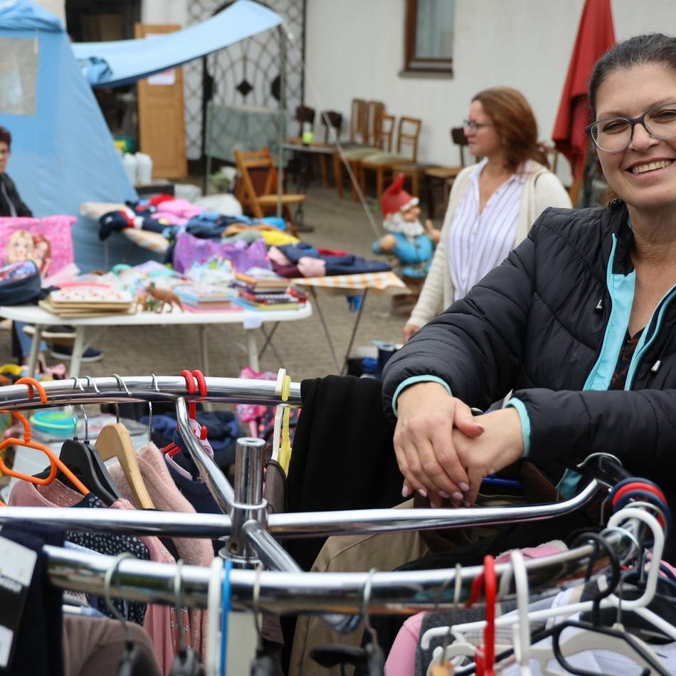 Nette Nachbarn in Leverkusen: „Ich organisiere doch nur einmal im Jahr einen Trödel“