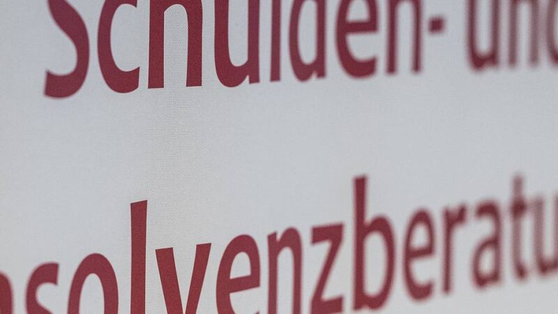 Schuldnerberatung in Wermelskirchen: Caritasverband übernimmt Schuldnerberatung