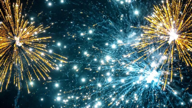 Nicht erst nach Weihnachten: Wunderland Kalkar verkauft online Feuerwerk