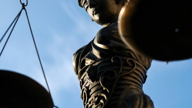 Prozess wegen wegen bandenmäßigen Betrugs: Phantomspedition erbeutet Waren aus Neuss