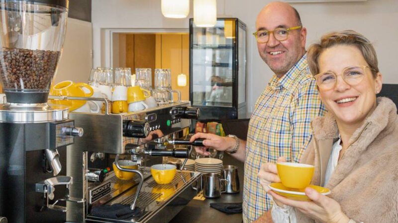 Neues Café in Erkelenz: Paar erfüllt sich Traum mit „Kuss und Kaffee“
