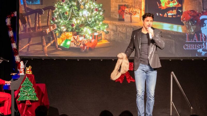 Kabarett in Erkelenz: Lars‘ Christmas trifft den Nerv des Publikums