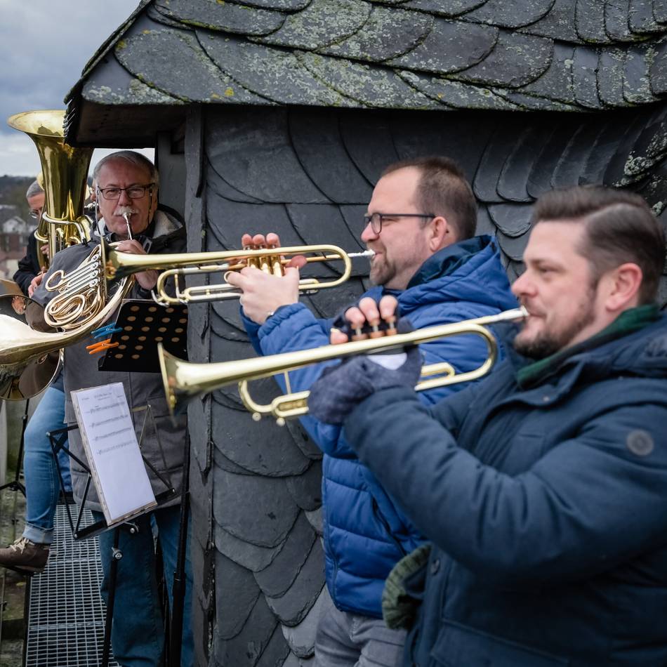 Auf der Schwanenburg: Turmbläser begrüßen in Kleve wieder das neue Jahr