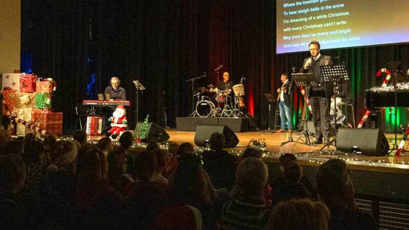 Erkelenzer Weihnachts(mit)singen in der Stadthalle: „So schön wars noch nie“