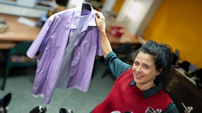 Künstlergarderobe Schauplatz Langenfeld: Zigarette, Wein und Mettbrötchen gegen das Lampenfieber