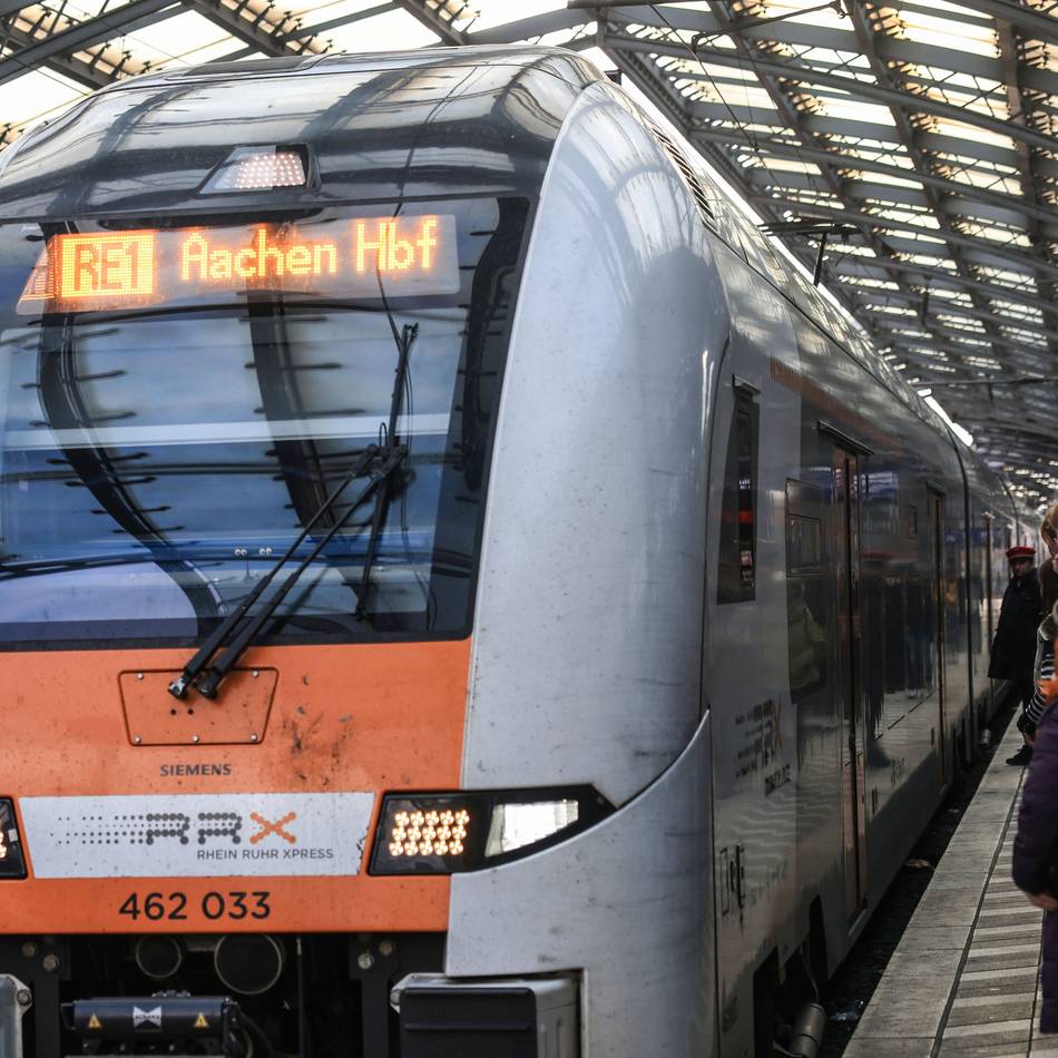 Umleitung über Leverkusen-Opladen: Oberleitungsstörung sorgt für massive Bahn-Probleme