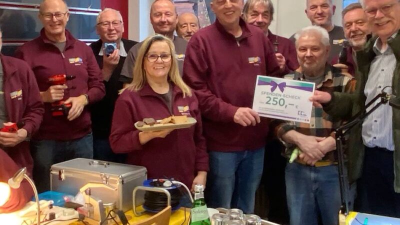 „Praktizierte Abfallvermeidung“: Spenden der KKA an die Repair-Cafés im Kreis Kleve