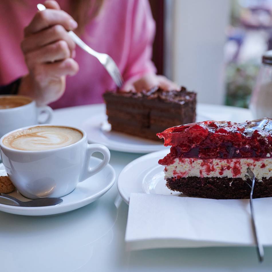 Kaffeetafel für Alleinlebende: Niemand muss in Dormagen alleine Weihnachten feiern