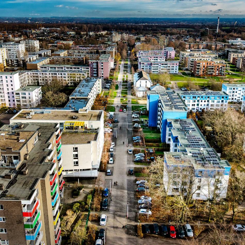 In Monheim: Stadtrat beendet umstrittenes Kunstprojekt „Blaues Band“