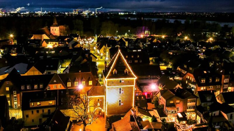 Besinnliche Atmosphäre: So schön leuchtet es in der Adventszeit in Langenfeld und Monheim